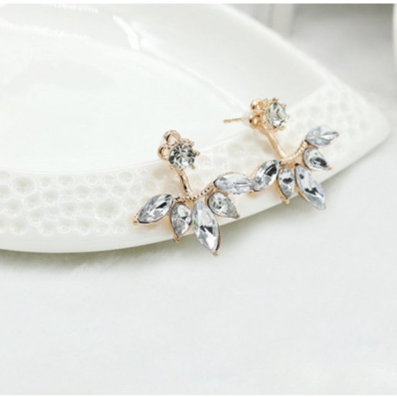 “Diamond Princess" Floral Unique Cute Stud Earring - Picture 6 of 14
